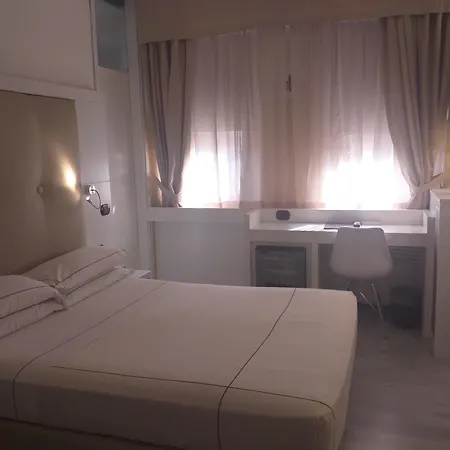 Agape Aa 4* Milan